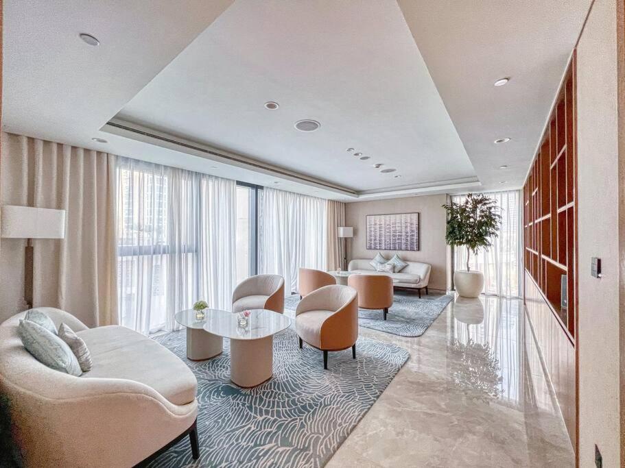 First Class 2br In The Heart Of Downtown دبي