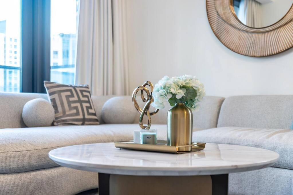 First Class 2br In The Heart Of Downtown دبي