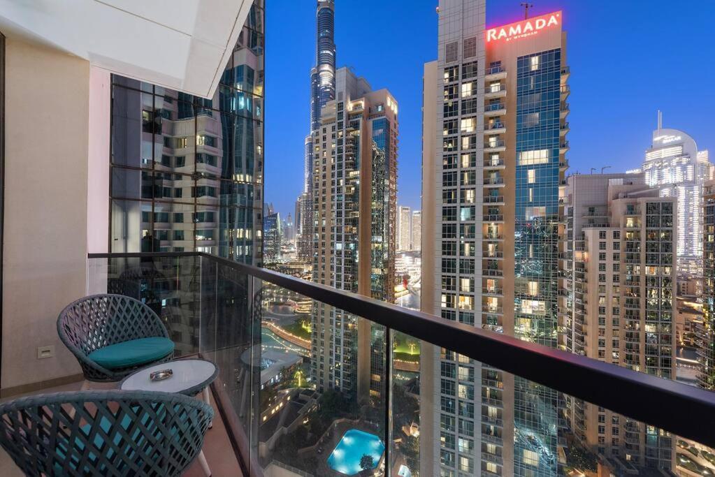 First Class 2br In The Heart Of Downtown شقة دبي