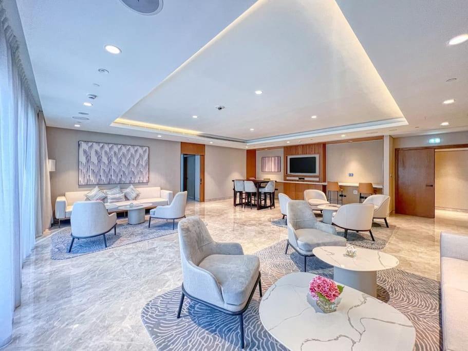 First Class 2br In The Heart Of Downtown شقة