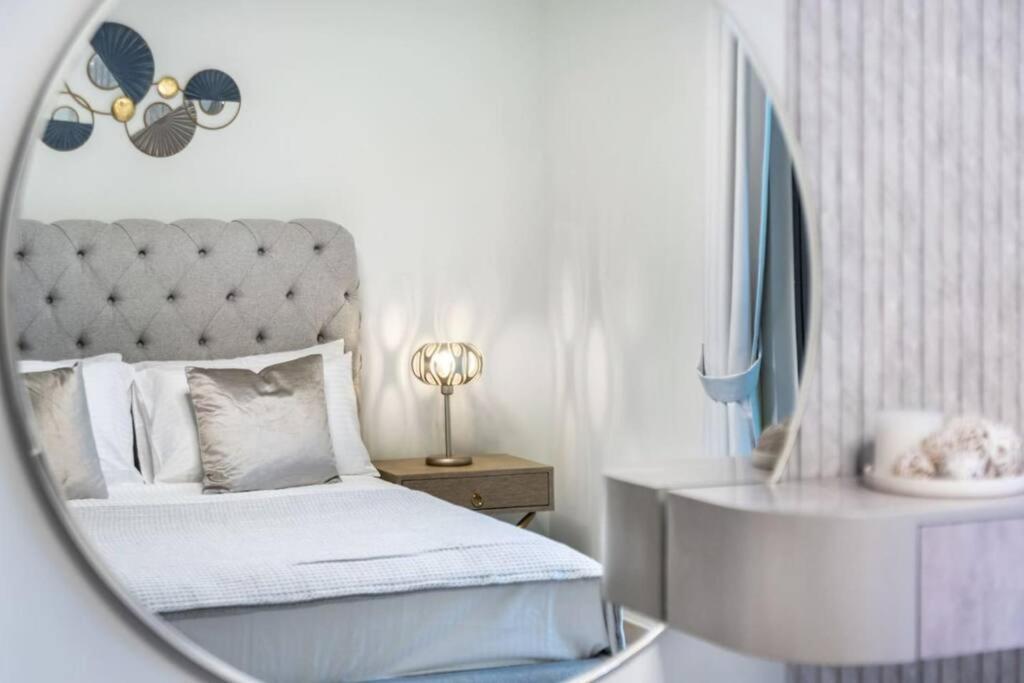 First Class 2br In The Heart Of Downtown شقة دبي